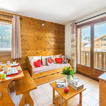 Spacious Alpine For 10 Chalet *